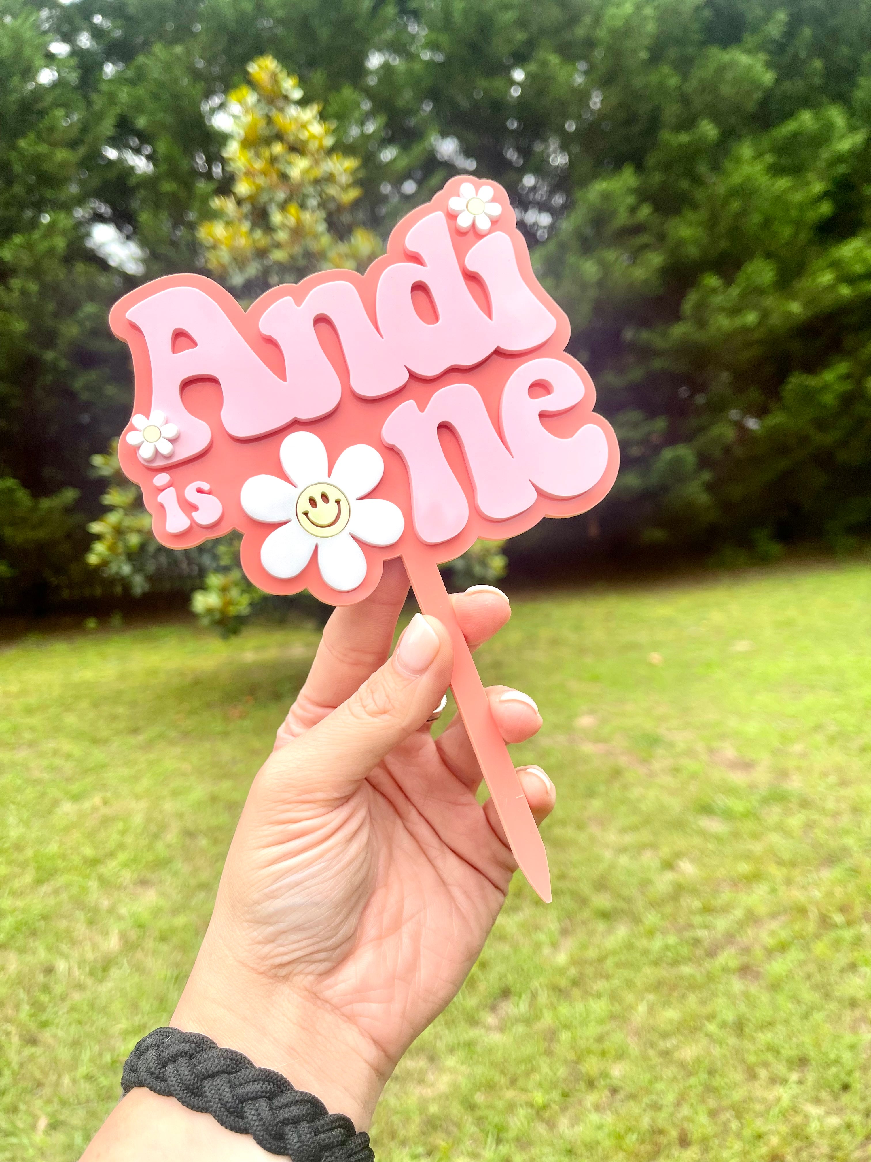 Custom Daisy Cake Topper