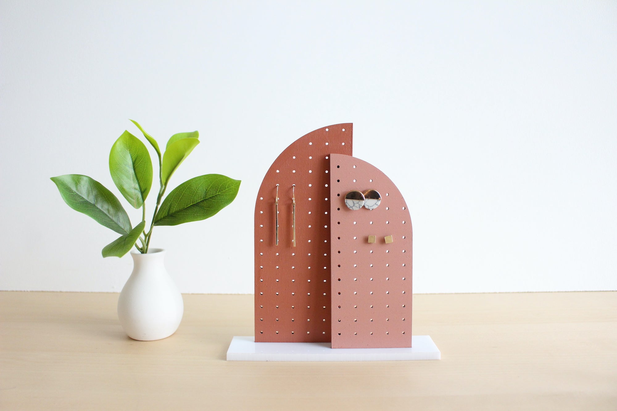 Two Tone Modern Stud Earring Holder