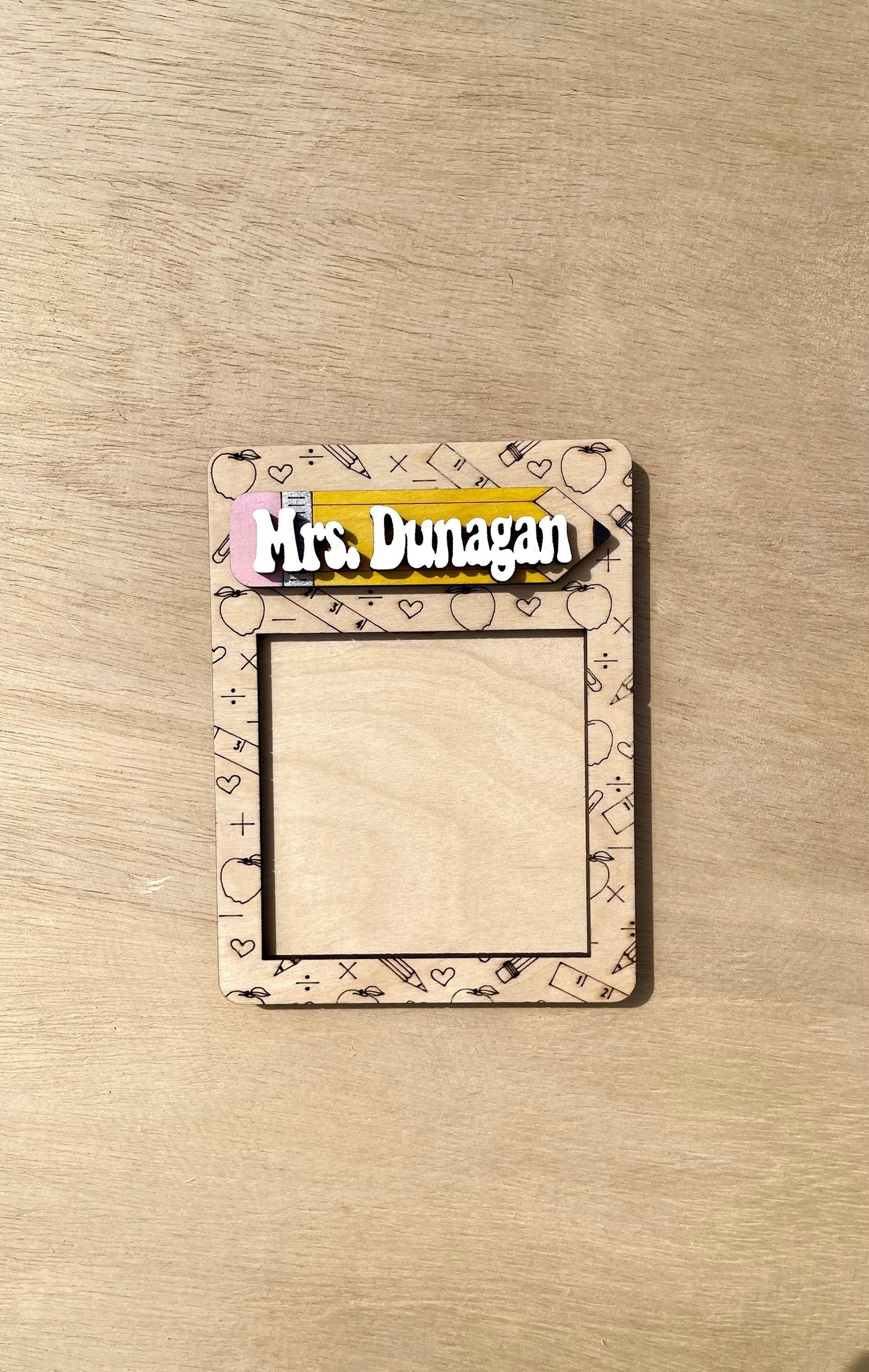Personalized Sticky Note Holder︱Teacher Appreciation Gift︱Teacher Gift︱Office Decor︱Notepad Holder︱Personalized Gifts︱Post It Holder︱