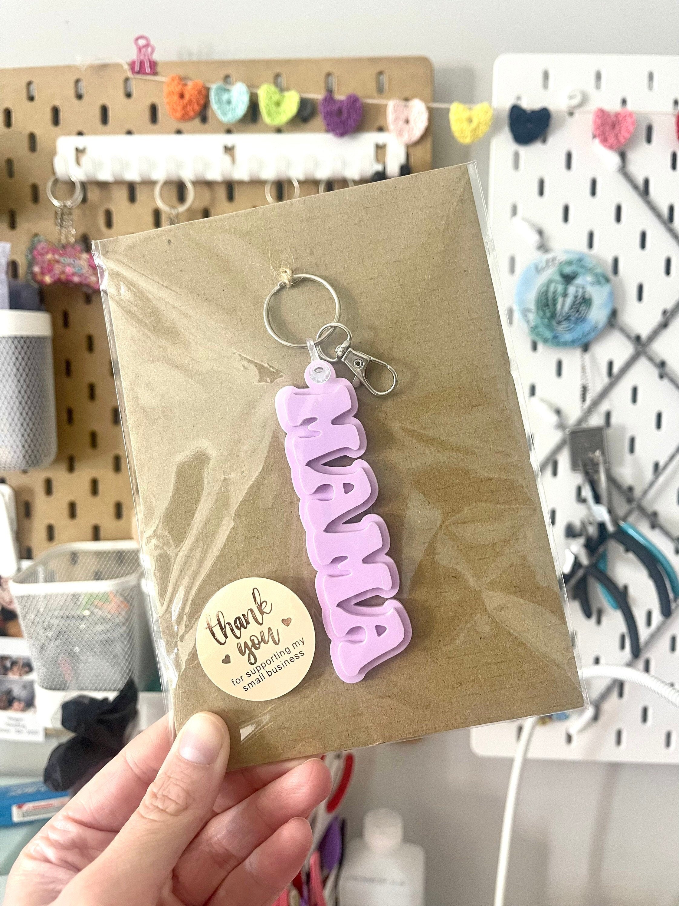 Monochromatic MAMA Keychain + Hearts  Personalized Keychain